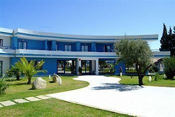 Hotel Club Cala Longa 몬타우로 외부 사진
